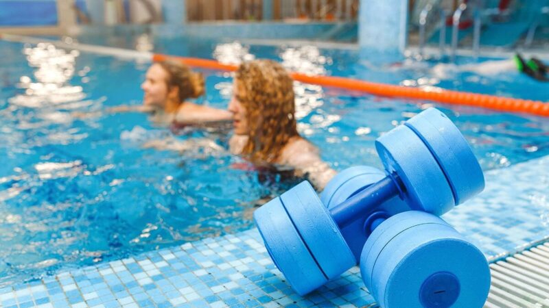 Польза занятий в фитнес клубе с бассейном