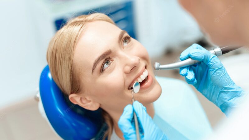 Современное лечение зубов в Dental Center