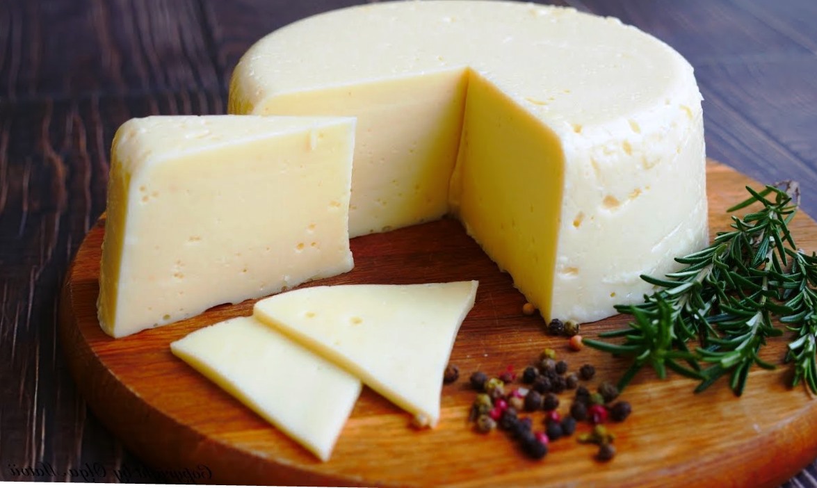 Семь простых шагов, чтобы приготовить сыр дома