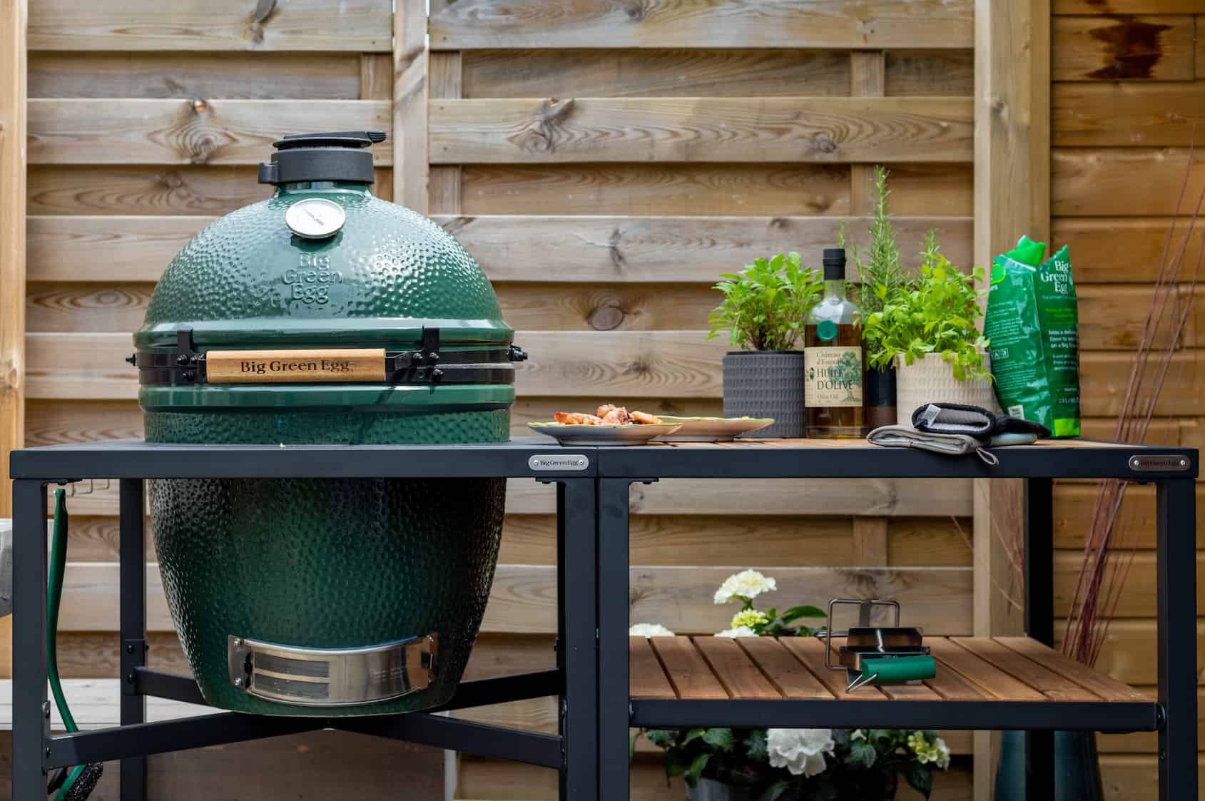 Почему стоит выбрать керамический гриль Big Green Egg?