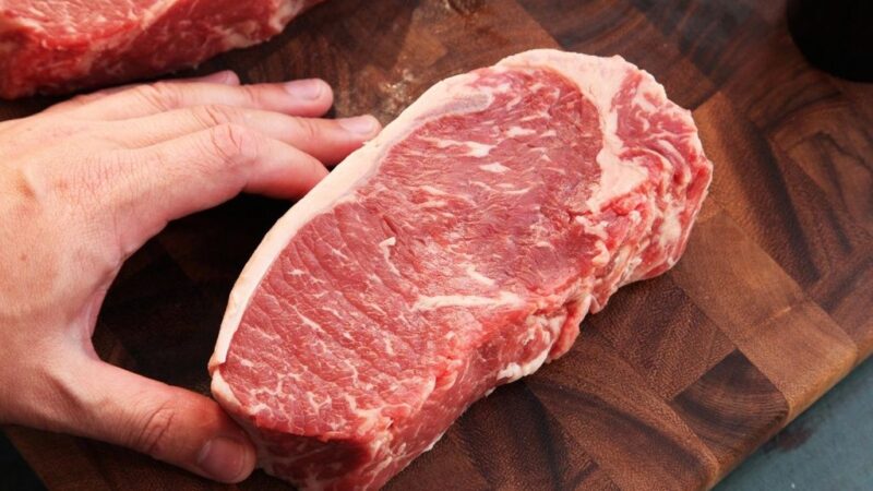 Как выбрать правильное мясо для стейка?